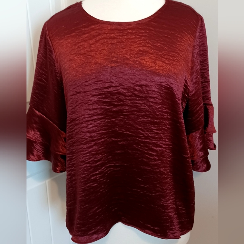 STYLE ME SATIN RUBY RED BLOUSE SZ LARGE